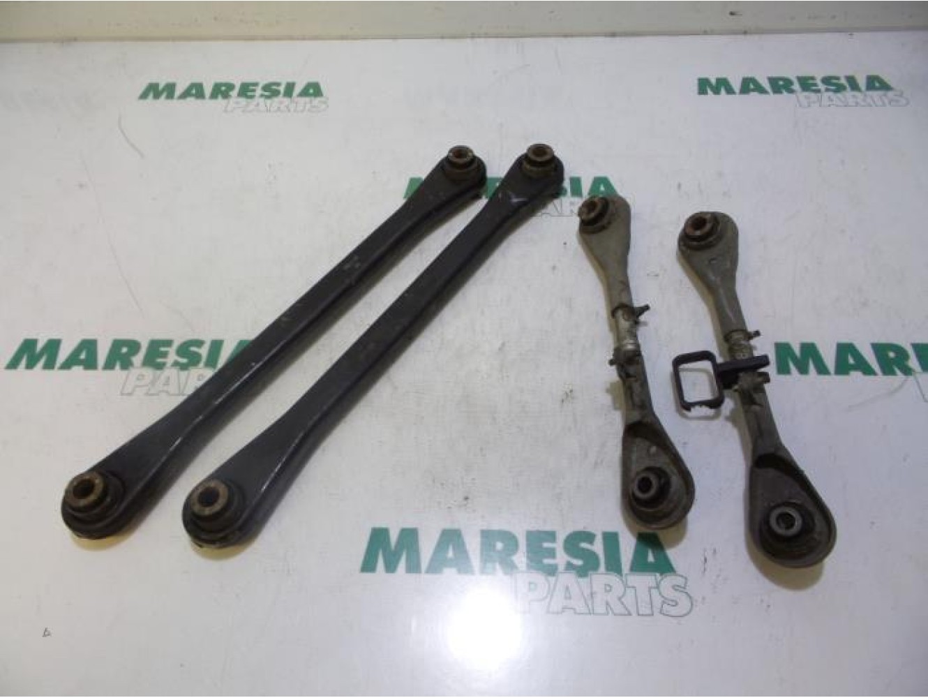 Peugeot - 407 - Anti-roll bar guide