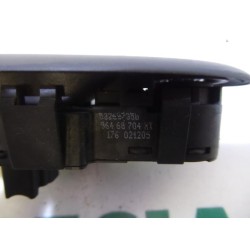 Peugeot - 407 - Multi-functional window switch