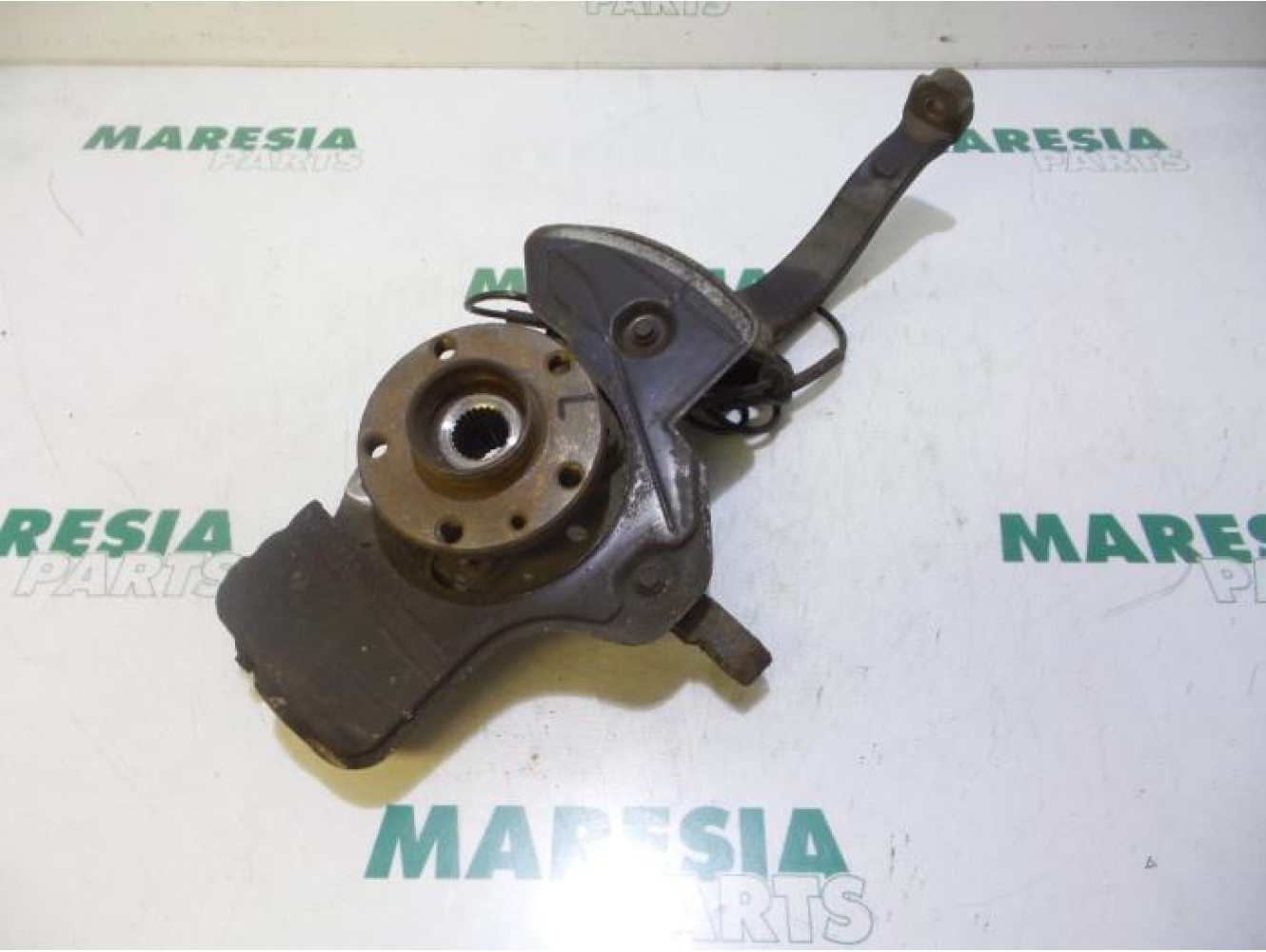 Alfa Romeo - GT - Knuckle, front left