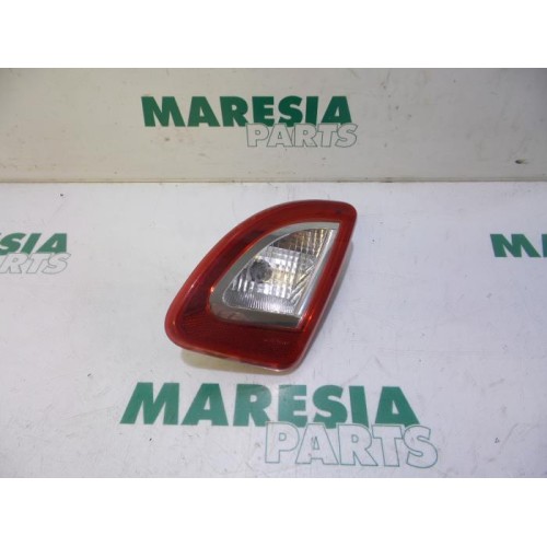 Renault - Twingo - Taillight, right