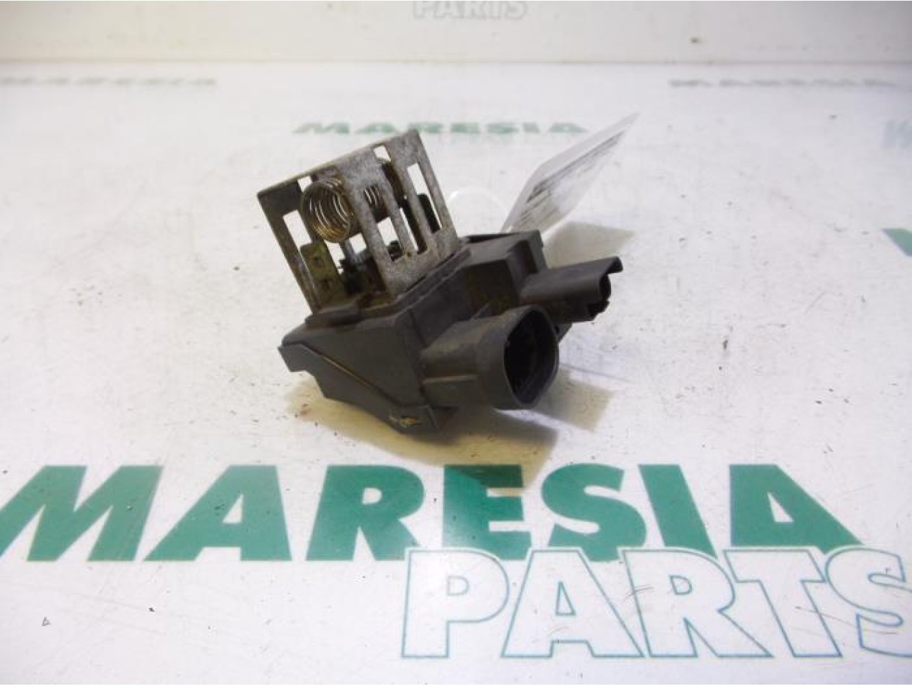 Citroen - C3 Picasso - Cooling fan resistor