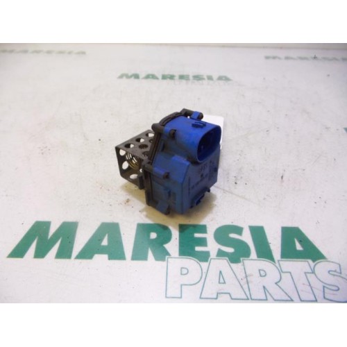 Peugeot - Partner - Cooling fan resistor