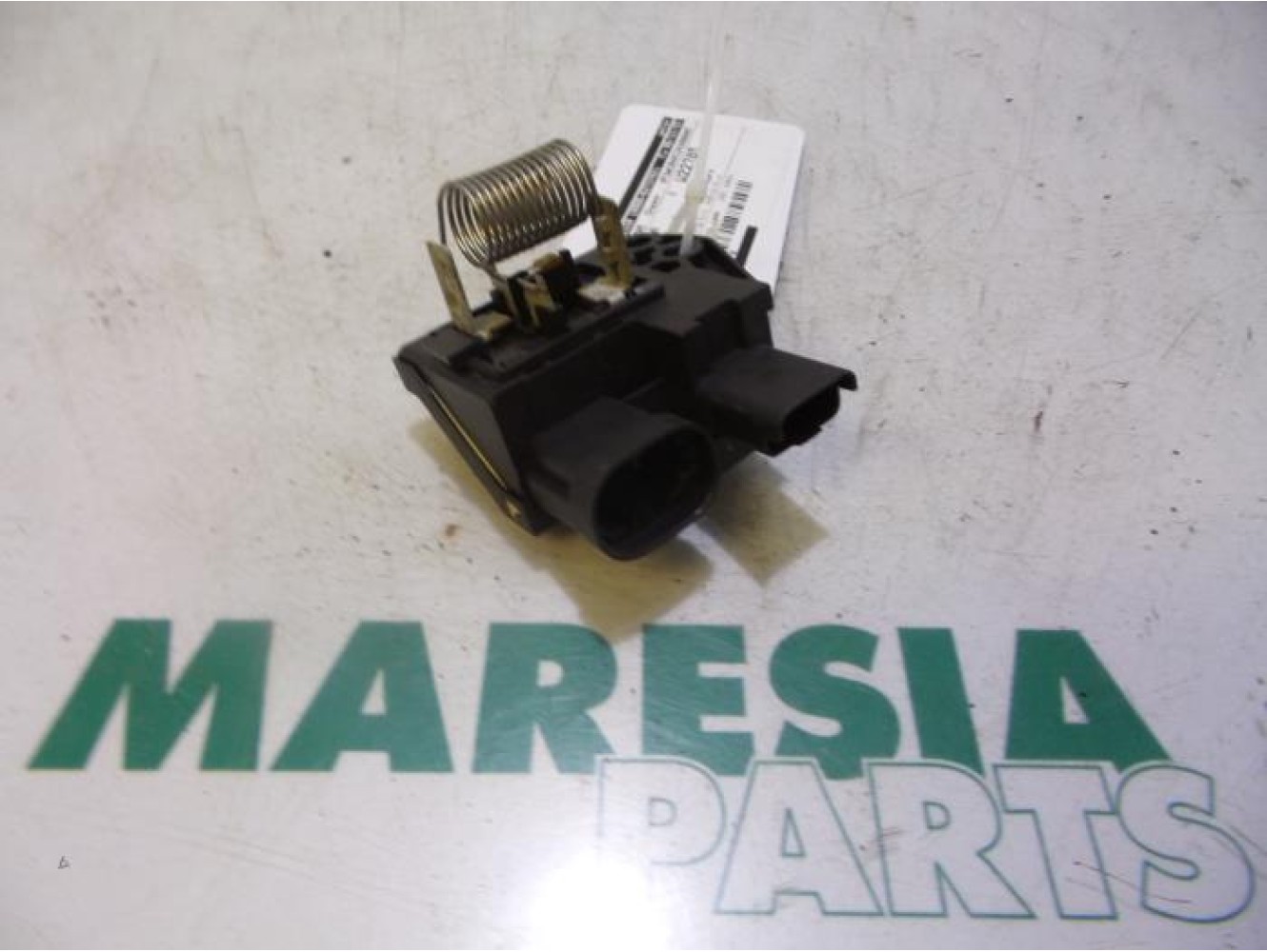 Peugeot - 207 - Cooling fan resistor