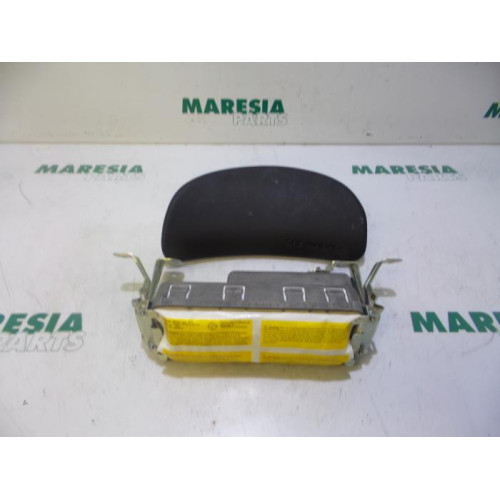 Alfa Romeo - GT - Right airbag (dashboard)