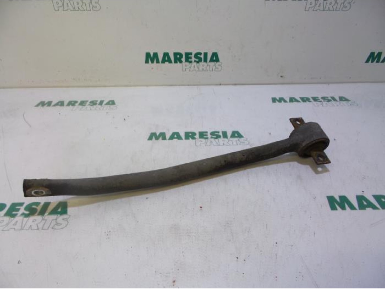 Alfa Romeo - GT - Querlenker unten links hinten