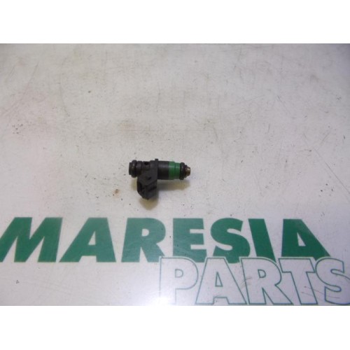 Renault - Megane Scenic - Injector (petrol injection)