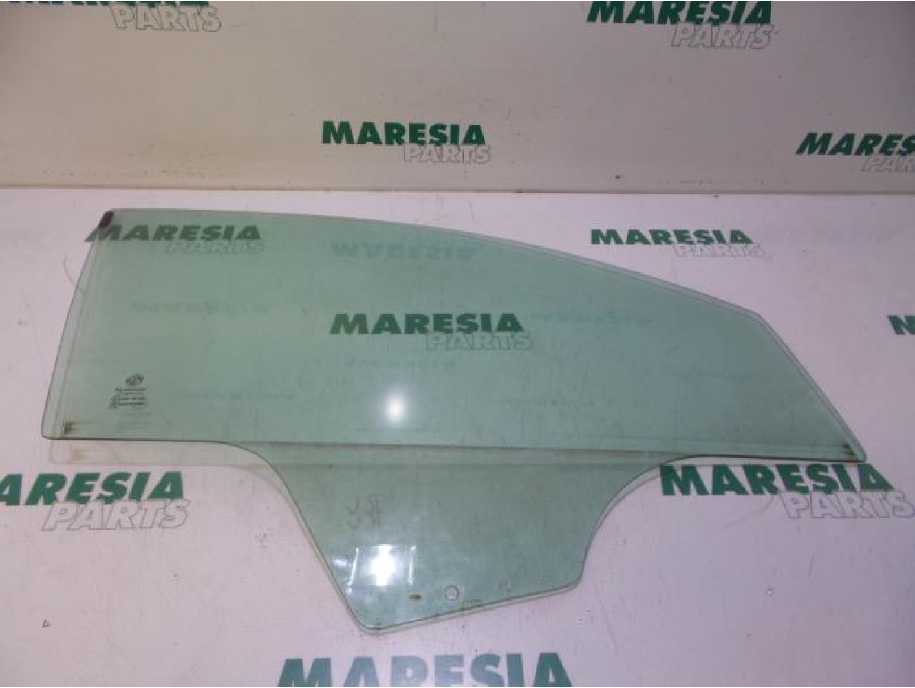 Lancia - Y(Psilon) - Door window 4-door, front right