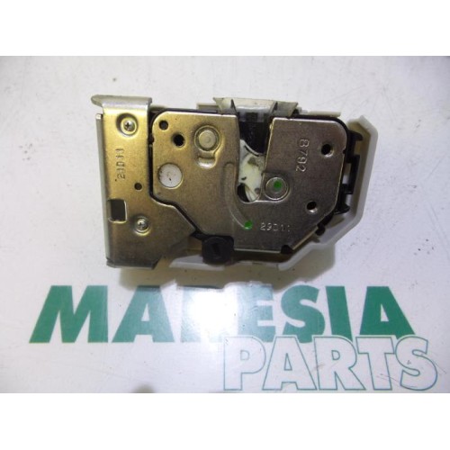 Lancia - Y(Psilon) - Front door lock mechanism 4-door, right