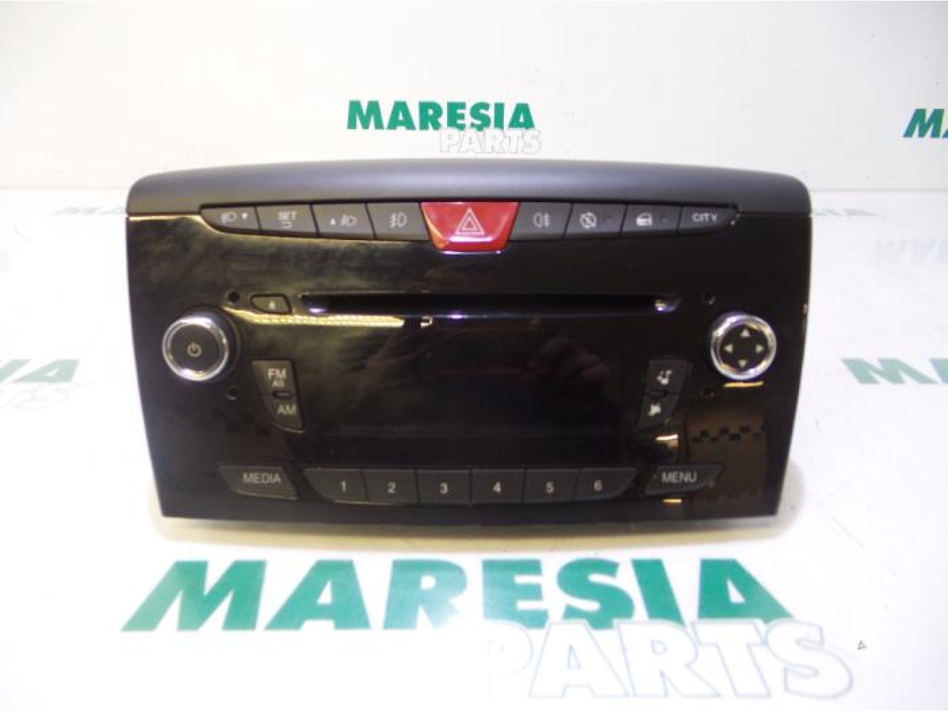 Lancia - Y(Psilon) - Radio CD player
