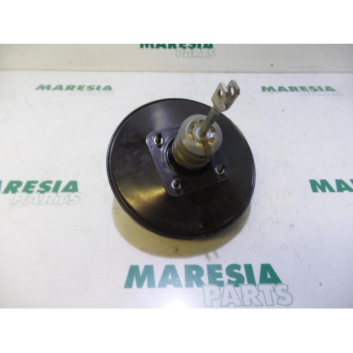 Renault - Twingo - Brake servo