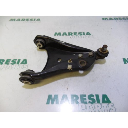 Renault - Twingo - Front lower wishbone, right