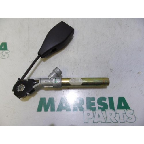 Renault - Twingo - Gordelspanner links