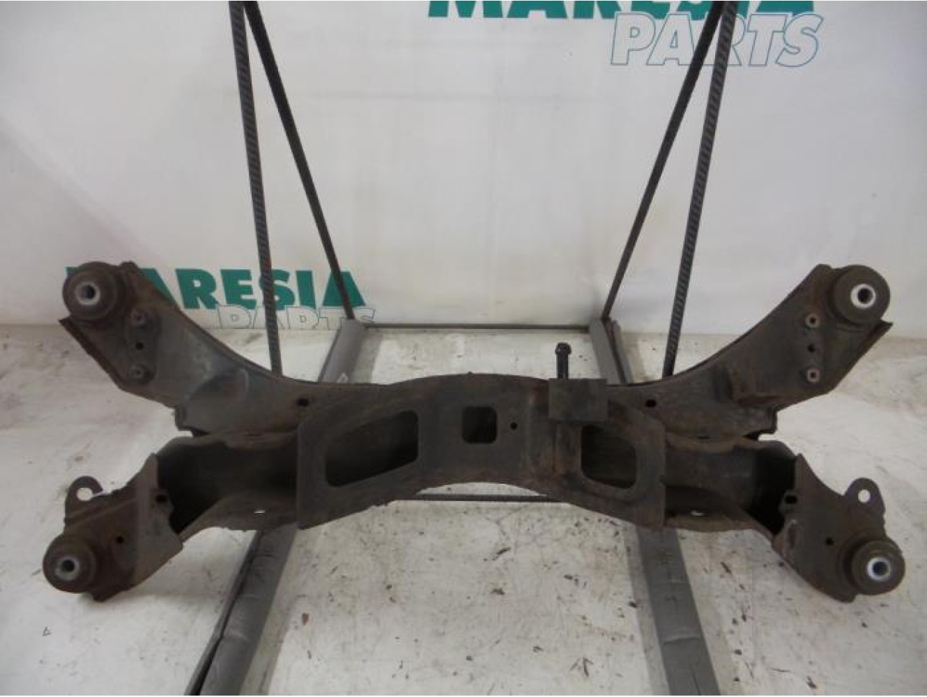 Alfa Romeo - 159 - Rear support beam