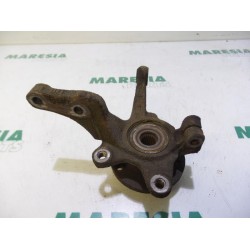 Renault - Twingo - Knuckle, front right