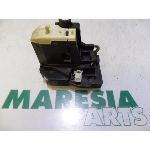 Renault - Clio - Door lock mechanism 2-door, right