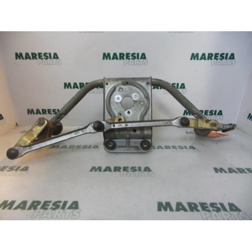 Renault - Megane - Wiper mechanism