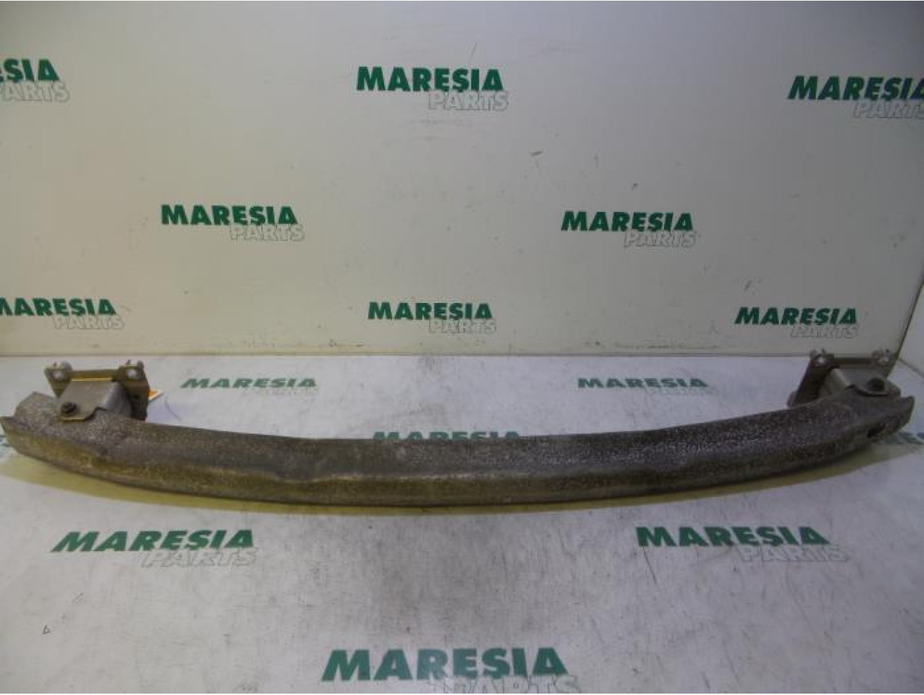 Renault - Megane - Rear bumper frame