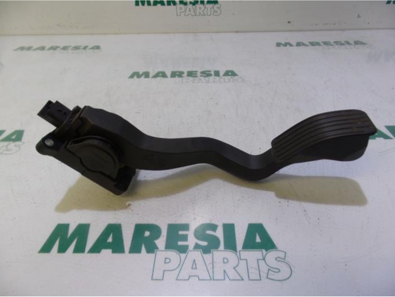 Peugeot - 307 - Gaspedaalpositie Sensor