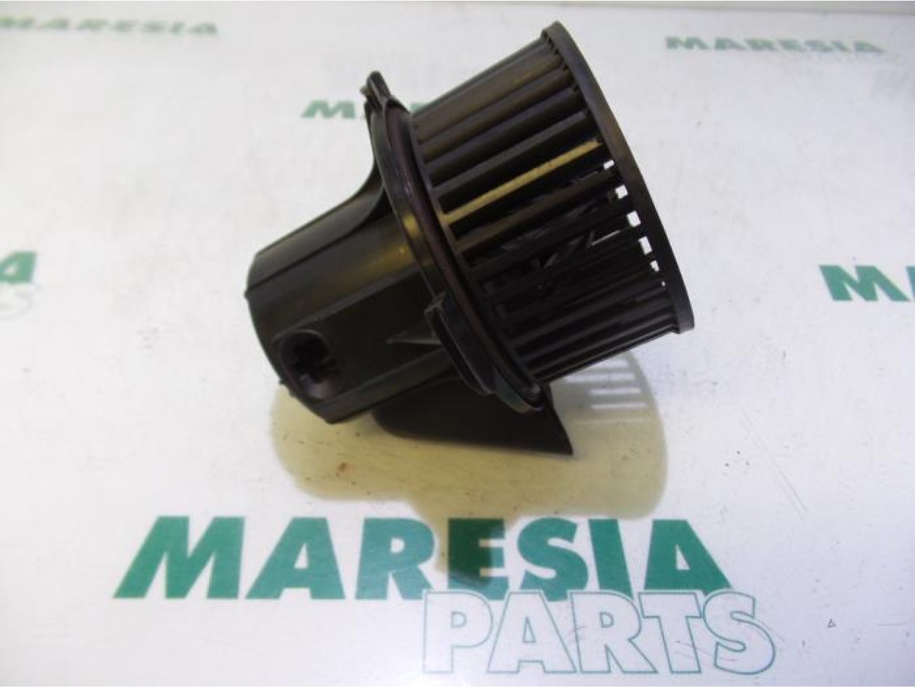 Peugeot - 307 - Heating and ventilation fan motor