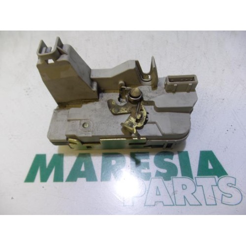 Peugeot - 307 - Rear door lock mechanism 4-door, left
