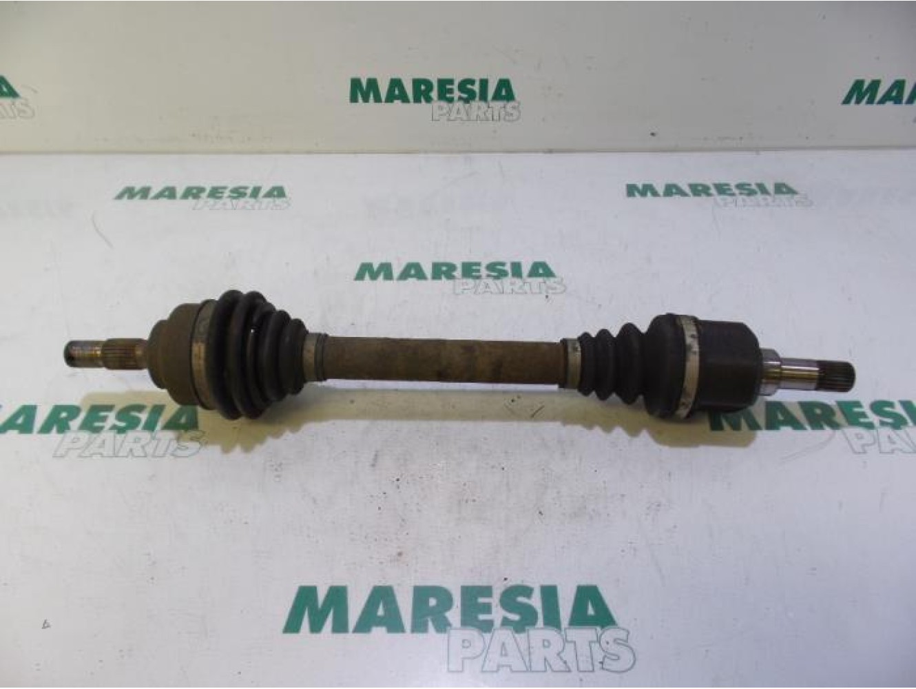 Peugeot - 307 - Aandrijfas links-voor
