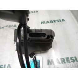 Renault - Megane - Rear door lock mechanism 4-door, left