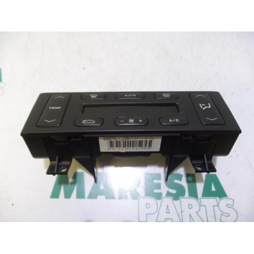 Peugeot - 406 - Panneau de commandes chauffage