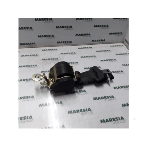 Renault - Megane - Front seatbelt, right