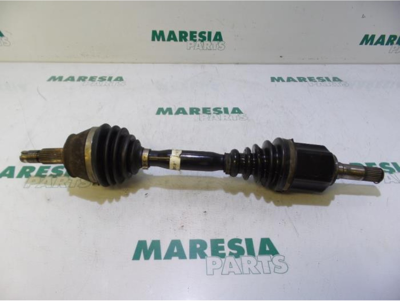 Lancia - Thesis - Front drive shaft, left