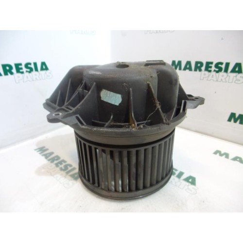Renault - Megane - Heating and ventilation fan motor