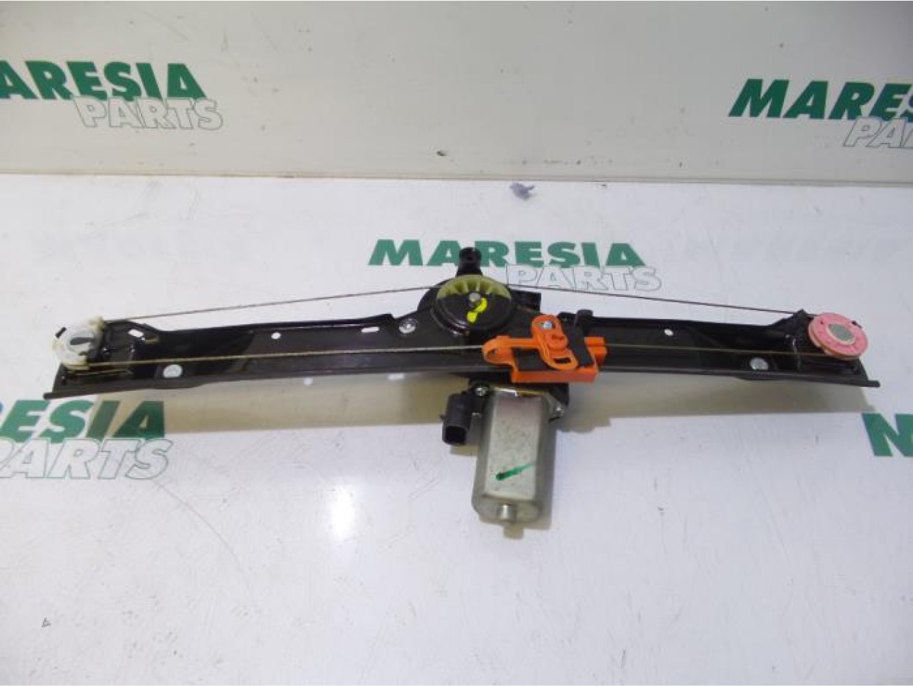 Fiat - Punto - Window mechanism 4-door, front right