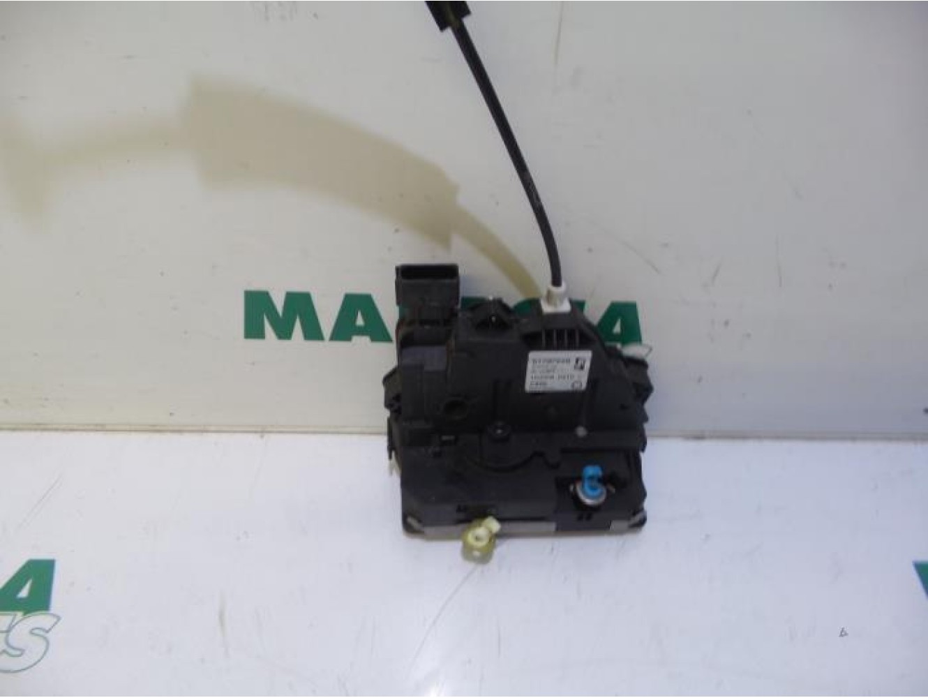 Fiat - Punto - Front door lock mechanism 4-door, right
