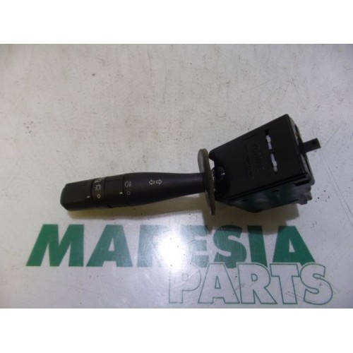 Peugeot - 206 - Indicator switch
