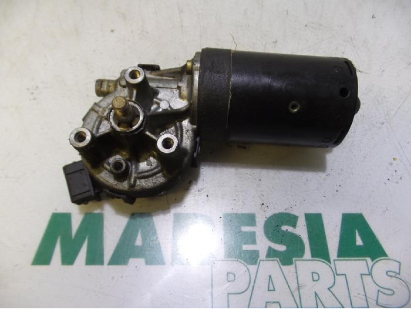 Peugeot - 206 - Front wiper motor