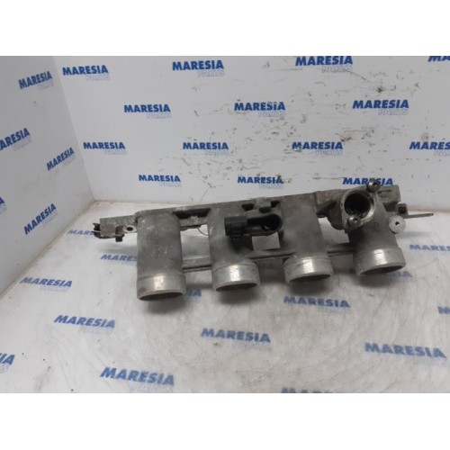 Alfa Romeo - GT - Intake manifold