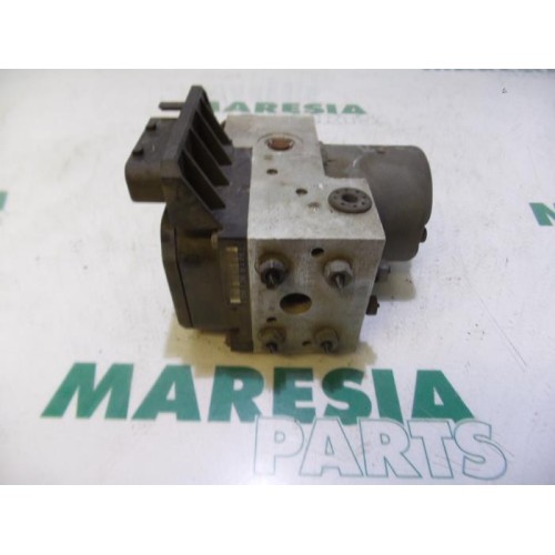 Peugeot - 607 - ABS pump