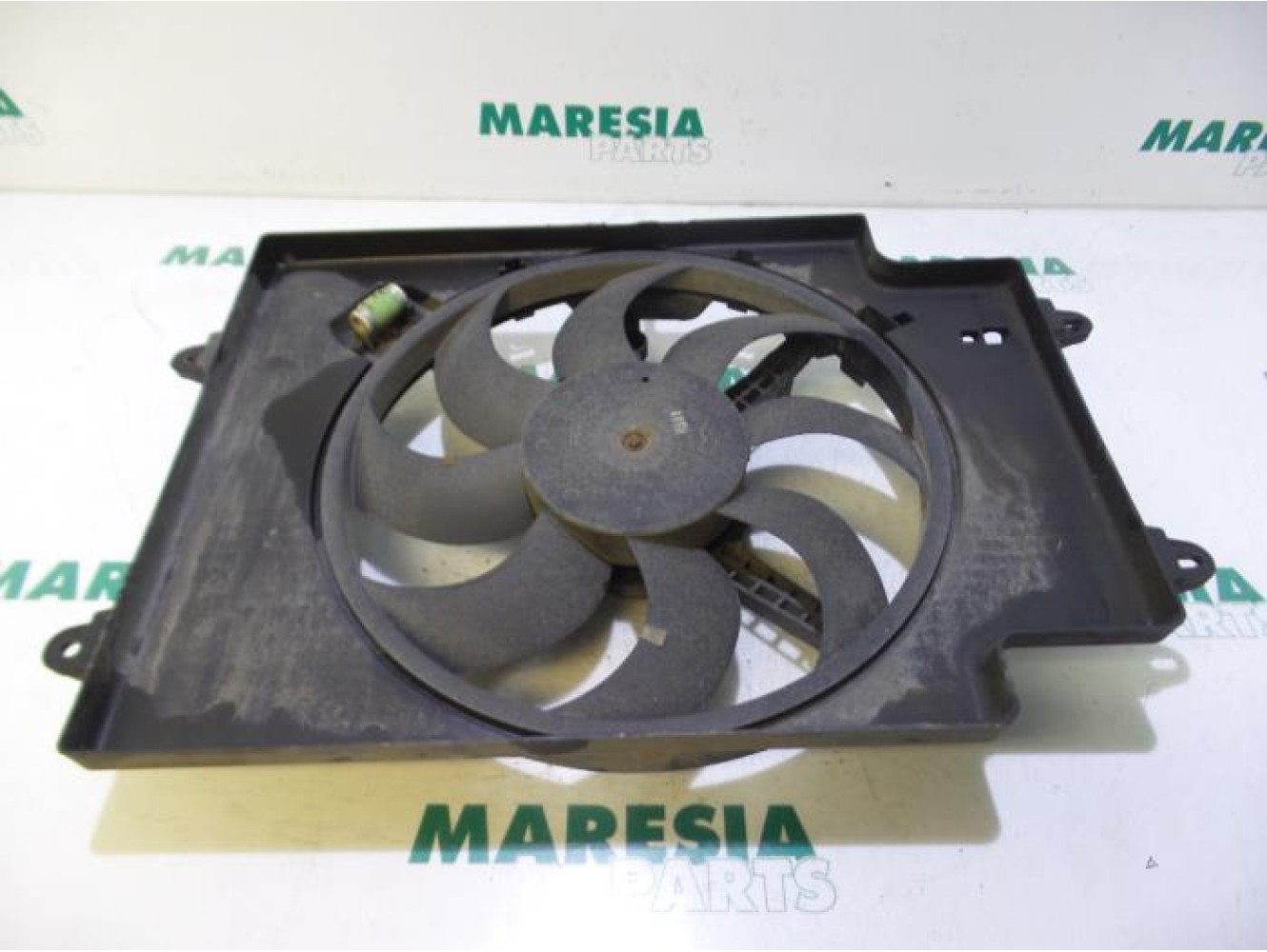 Alfa Romeo - GT - Fan motor