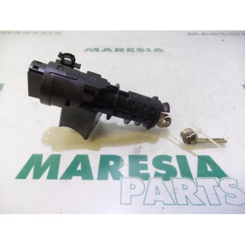 Alfa Romeo - GT - Ignition lock + key