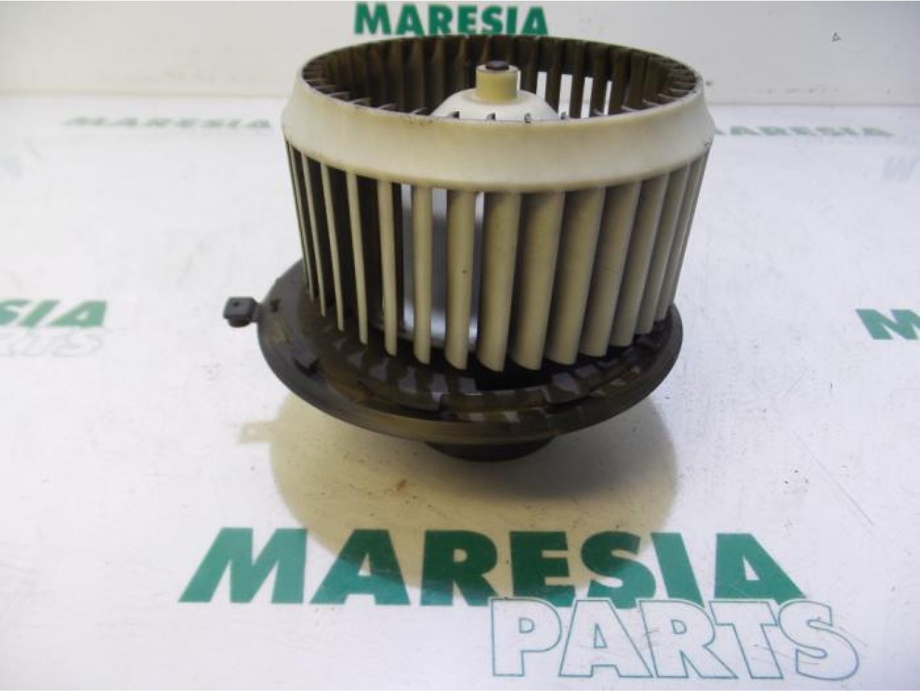 Alfa Romeo - GT - Heating and ventilation fan motor