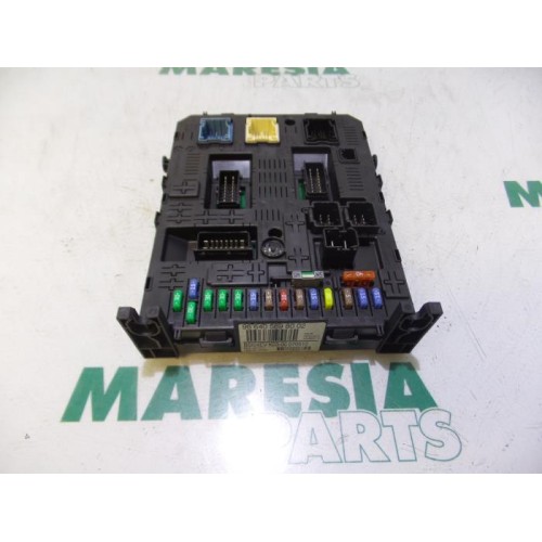 Peugeot - Partner - Fuse box