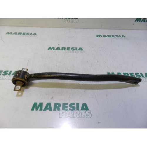 Alfa Romeo - GT - Querlenker links hinten