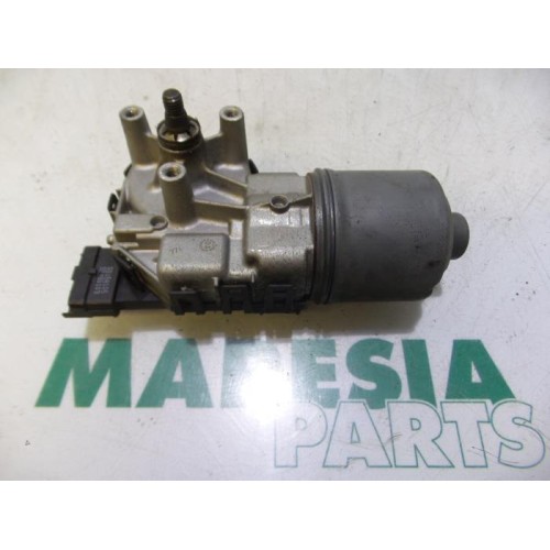 Peugeot - 206 - Front wiper motor