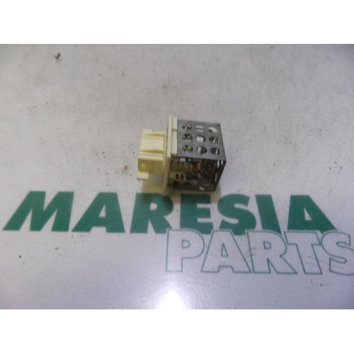 Peugeot - 206 - Heater resistor