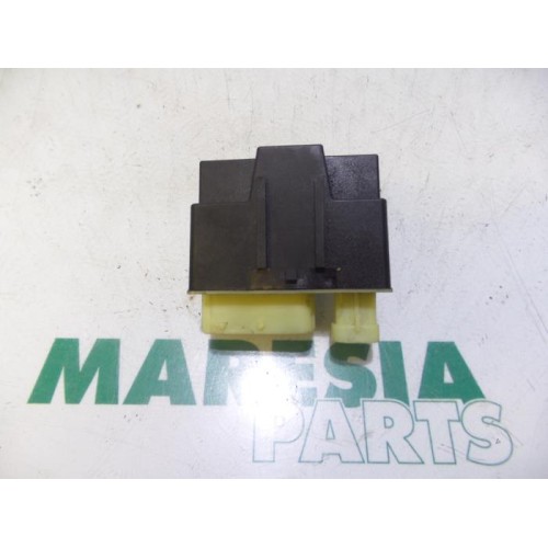 Citroen - C4 Cactus - Glow plug relay