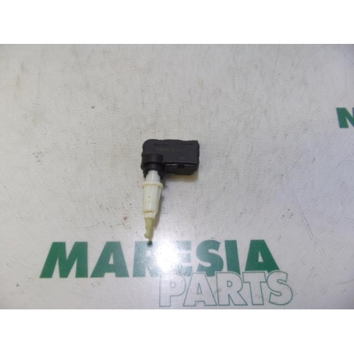 Peugeot - 307 - Headlight motor