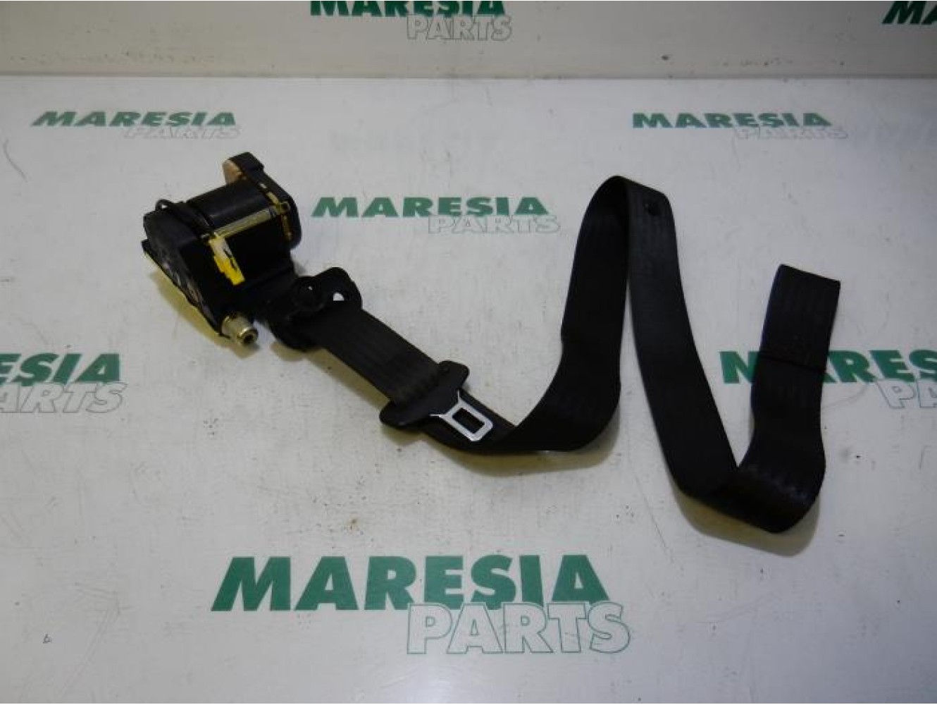 Fiat - Stilo - Front seatbelt, left