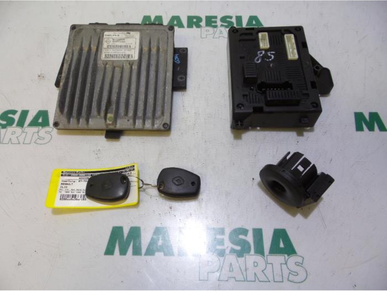 Renault - Clio - Engine management computer