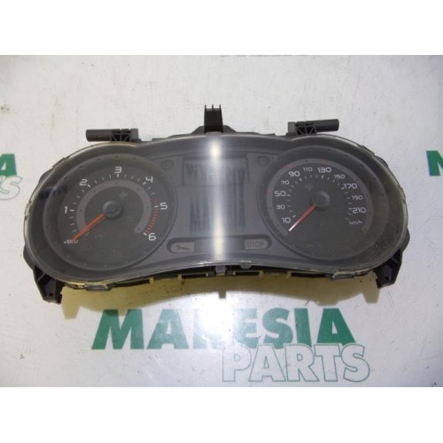 Renault - Clio - Instrument panel