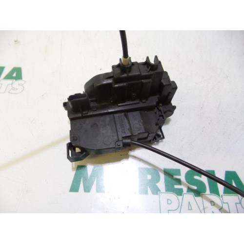 Renault - Clio - Rear door lock mechanism 4-door, left