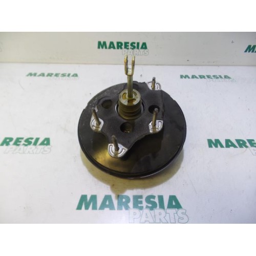 Renault - Clio - Brake servo